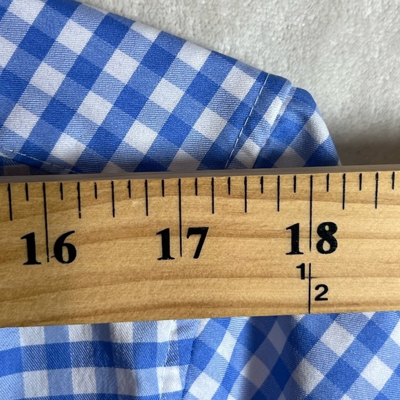 NWT Vineyard Vines Small OTG On the Go Brrr Blue and White Checkered Shirt - Picture 7 of 8